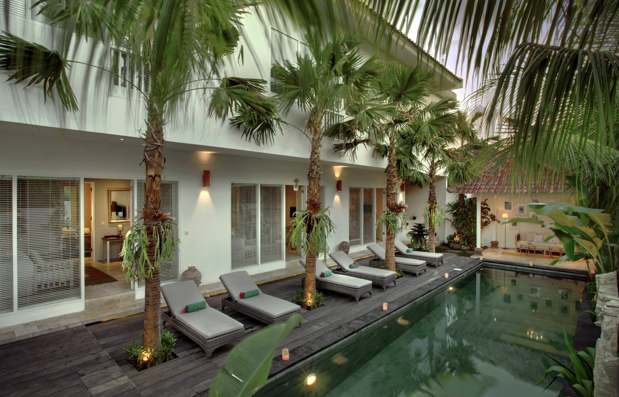 Room & Vespa 4 Seminyak Exteriör bild